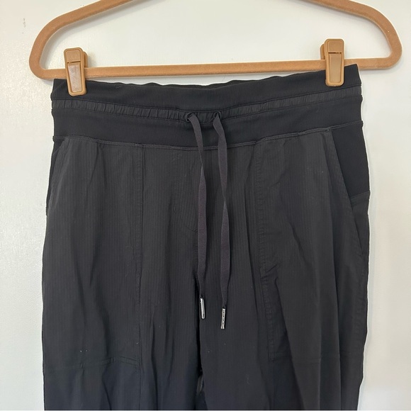 Lululemon Dance Studio Crop Womens 6 Black - Picture 4 of 10